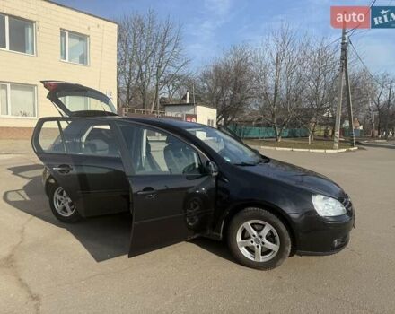 Черный Фольксваген Гольф, объемом двигателя 1.6 л и пробегом 230 тыс. км за 6400 $, фото 15 на Automoto.ua
