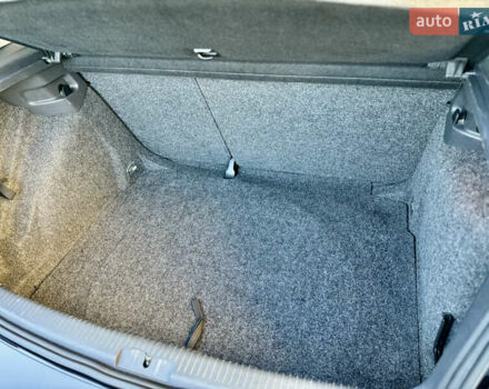 Черный Фольксваген Гольф, объемом двигателя 1.4 л и пробегом 171 тыс. км за 7500 $, фото 23 на Automoto.ua