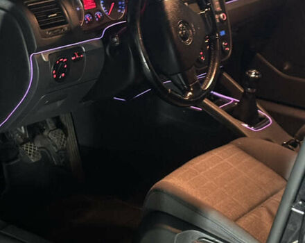 Черный Фольксваген Гольф, объемом двигателя 1.9 л и пробегом 193 тыс. км за 5800 $, фото 7 на Automoto.ua