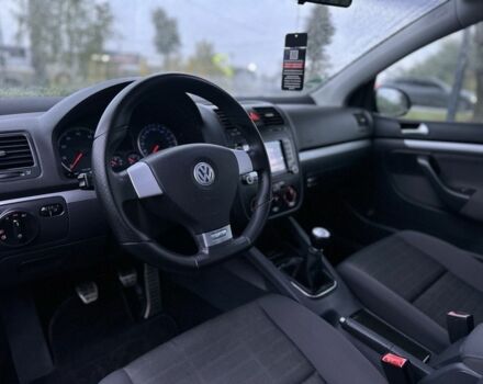 Чорний Фольксваген Гольф, об'ємом двигуна 1.6 л та пробігом 214 тис. км за 6000 $, фото 5 на Automoto.ua