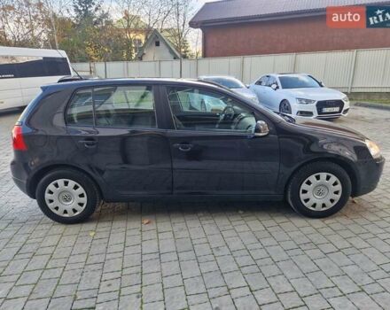 Черный Фольксваген Гольф, объемом двигателя 1.6 л и пробегом 255 тыс. км за 5950 $, фото 17 на Automoto.ua