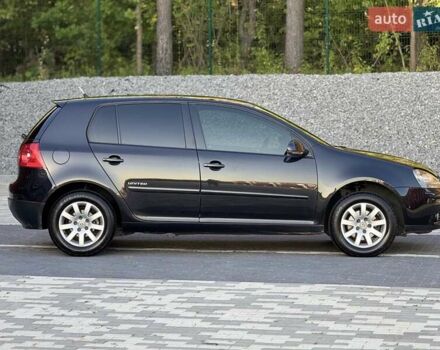 Черный Фольксваген Гольф, объемом двигателя 1.39 л и пробегом 191 тыс. км за 6700 $, фото 6 на Automoto.ua