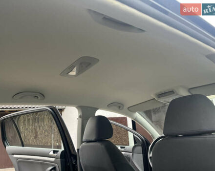 Черный Фольксваген Гольф, объемом двигателя 1.6 л и пробегом 253 тыс. км за 6250 $, фото 86 на Automoto.ua