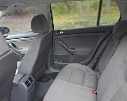 Чорний Фольксваген Гольф, об'ємом двигуна 1.4 л та пробігом 300 тис. км за 5500 $, фото 12 на Automoto.ua