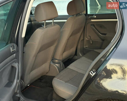 Чорний Фольксваген Гольф, об'ємом двигуна 1.6 л та пробігом 169 тис. км за 5999 $, фото 57 на Automoto.ua