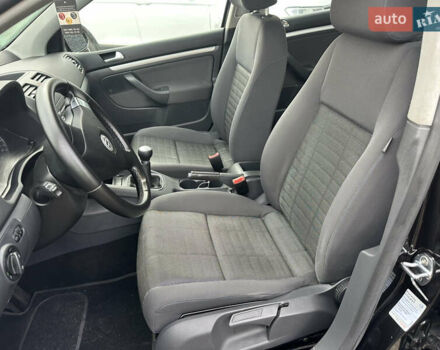 Чорний Фольксваген Гольф, об'ємом двигуна 1.6 л та пробігом 187 тис. км за 6300 $, фото 24 на Automoto.ua