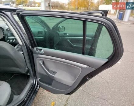 Черный Фольксваген Гольф, объемом двигателя 1.6 л и пробегом 205 тыс. км за 6200 $, фото 11 на Automoto.ua