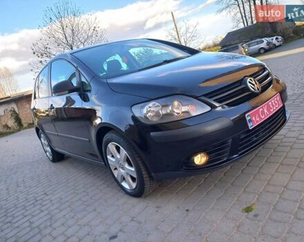 Черный Фольксваген Гольф, объемом двигателя 1.6 л и пробегом 200 тыс. км за 5650 $, фото 4 на Automoto.ua