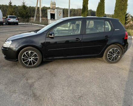 Черный Фольксваген Гольф, объемом двигателя 1.6 л и пробегом 232 тыс. км за 5750 $, фото 7 на Automoto.ua