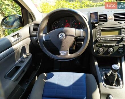 Черный Фольксваген Гольф, объемом двигателя 0 л и пробегом 206 тыс. км за 6400 $, фото 58 на Automoto.ua