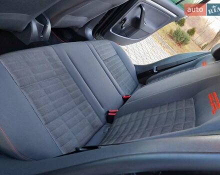 Чорний Фольксваген Гольф, об'ємом двигуна 1.6 л та пробігом 212 тис. км за 6750 $, фото 32 на Automoto.ua