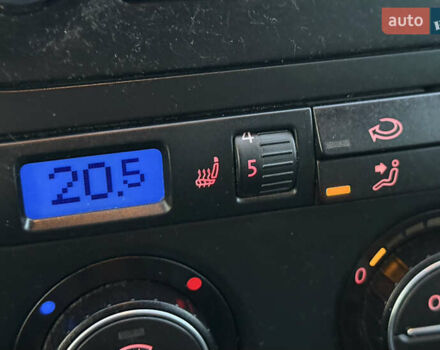 Чорний Фольксваген Гольф, об'ємом двигуна 1.6 л та пробігом 169 тис. км за 5999 $, фото 81 на Automoto.ua