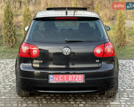 Черный Фольксваген Гольф, объемом двигателя 1.6 л и пробегом 182 тыс. км за 6350 $, фото 34 на Automoto.ua