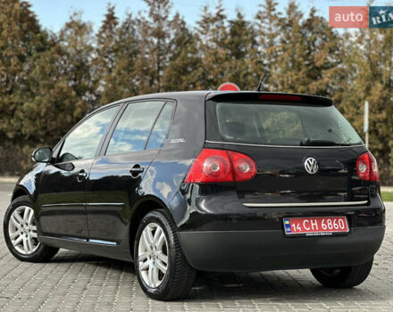 Черный Фольксваген Гольф, объемом двигателя 1.4 л и пробегом 191 тыс. км за 5590 $, фото 64 на Automoto.ua