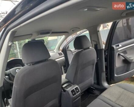 Черный Фольксваген Гольф, объемом двигателя 1.4 л и пробегом 207 тыс. км за 5700 $, фото 4 на Automoto.ua