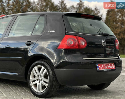 Черный Фольксваген Гольф, объемом двигателя 1.4 л и пробегом 191 тыс. км за 5590 $, фото 65 на Automoto.ua