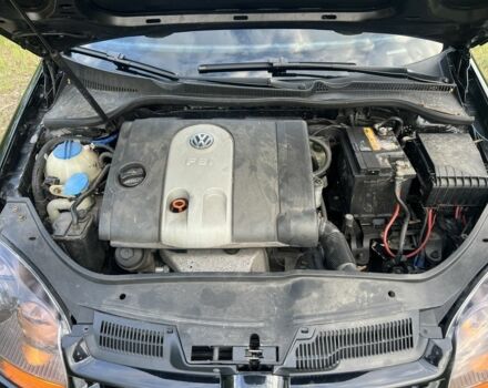 Чорний Фольксваген Гольф, об'ємом двигуна 1.4 л та пробігом 220 тис. км за 4700 $, фото 5 на Automoto.ua