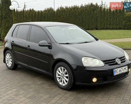 Черный Фольксваген Гольф, объемом двигателя 1.6 л и пробегом 173 тыс. км за 7000 $, фото 1 на Automoto.ua