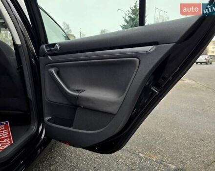 Чорний Фольксваген Гольф, об'ємом двигуна 1.6 л та пробігом 230 тис. км за 6450 $, фото 84 на Automoto.ua