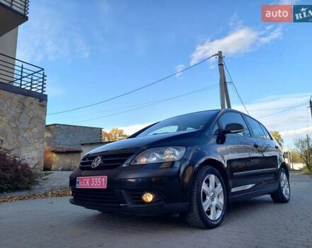 Черный Фольксваген Гольф, объемом двигателя 1.6 л и пробегом 200 тыс. км за 5650 $, фото 3 на Automoto.ua