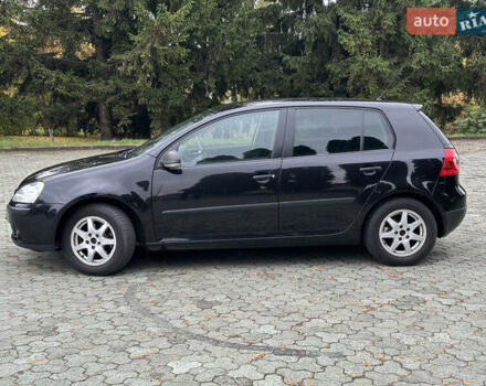 Черный Фольксваген Гольф, объемом двигателя 1.6 л и пробегом 250 тыс. км за 6100 $, фото 3 на Automoto.ua