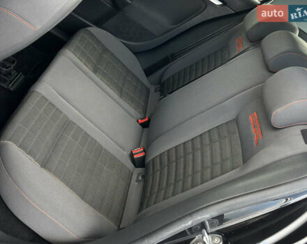 Черный Фольксваген Гольф, объемом двигателя 1.4 л и пробегом 191 тыс. км за 5550 $, фото 35 на Automoto.ua