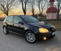 Черный Фольксваген Гольф, объемом двигателя 1.6 л и пробегом 242 тыс. км за 5500 $, фото 1 на Automoto.ua