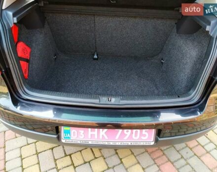 Черный Фольксваген Гольф, объемом двигателя 0 л и пробегом 206 тыс. км за 6400 $, фото 43 на Automoto.ua