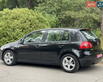 Черный Фольксваген Гольф, объемом двигателя 1.4 л и пробегом 217 тыс. км за 7750 $, фото 5 на Automoto.ua