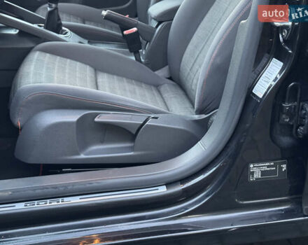 Черный Фольксваген Гольф, объемом двигателя 0 л и пробегом 269 тыс. км за 5500 $, фото 31 на Automoto.ua