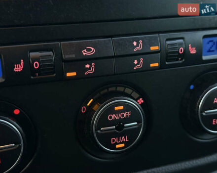 Чорний Фольксваген Гольф, об'ємом двигуна 1.6 л та пробігом 169 тис. км за 5999 $, фото 80 на Automoto.ua