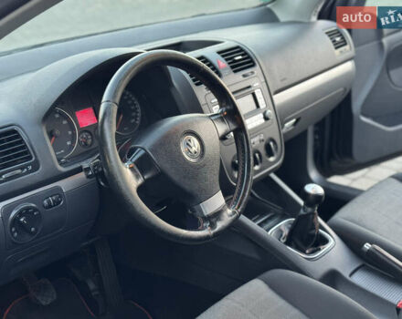 Черный Фольксваген Гольф, объемом двигателя 0 л и пробегом 269 тыс. км за 5500 $, фото 21 на Automoto.ua