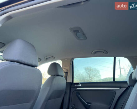 Чорний Фольксваген Гольф, об'ємом двигуна 1.4 л та пробігом 182 тис. км за 5850 $, фото 20 на Automoto.ua