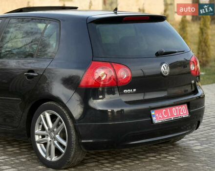 Черный Фольксваген Гольф, объемом двигателя 1.6 л и пробегом 182 тыс. км за 6350 $, фото 31 на Automoto.ua