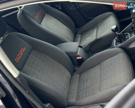 Черный Фольксваген Гольф, объемом двигателя 1.4 л и пробегом 191 тыс. км за 5500 $, фото 26 на Automoto.ua