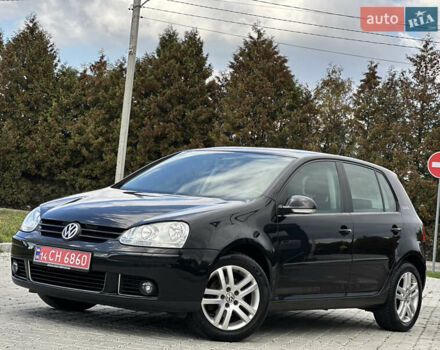 Черный Фольксваген Гольф, объемом двигателя 1.4 л и пробегом 191 тыс. км за 5550 $, фото 36 на Automoto.ua
