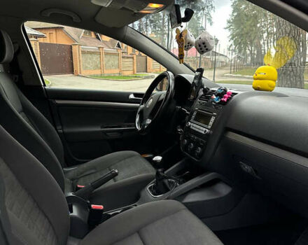 Черный Фольксваген Гольф, объемом двигателя 1.4 л и пробегом 258 тыс. км за 5300 $, фото 9 на Automoto.ua