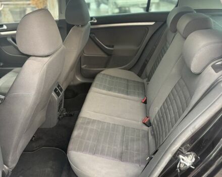 Черный Фольксваген Гольф, объемом двигателя 1.6 л и пробегом 215 тыс. км за 6500 $, фото 14 на Automoto.ua