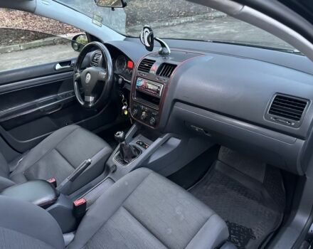 Черный Фольксваген Гольф, объемом двигателя 1.6 л и пробегом 329 тыс. км за 4300 $, фото 11 на Automoto.ua