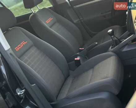 Чорний Фольксваген Гольф, об'ємом двигуна 1.6 л та пробігом 169 тис. км за 5999 $, фото 68 на Automoto.ua