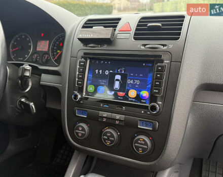 Черный Фольксваген Гольф, объемом двигателя 1.6 л и пробегом 173 тыс. км за 7000 $, фото 34 на Automoto.ua