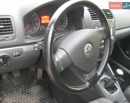 Черный Фольксваген Гольф, объемом двигателя 1.4 л и пробегом 174 тыс. км за 5999 $, фото 23 на Automoto.ua