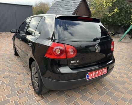 Черный Фольксваген Гольф, объемом двигателя 1.4 л и пробегом 246 тыс. км за 5600 $, фото 4 на Automoto.ua