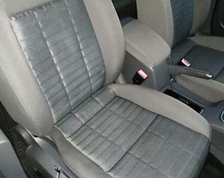 Чорний Фольксваген Гольф, об'ємом двигуна 1.6 л та пробігом 202 тис. км за 6650 $, фото 12 на Automoto.ua