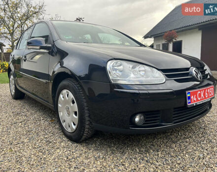 Черный Фольксваген Гольф, объемом двигателя 1.6 л и пробегом 253 тыс. км за 6250 $, фото 6 на Automoto.ua