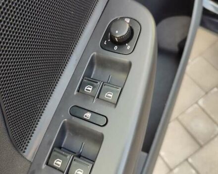 Чорний Фольксваген Гольф, об'ємом двигуна 1.6 л та пробігом 232 тис. км за 5999 $, фото 18 на Automoto.ua