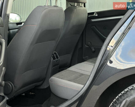 Черный Фольксваген Гольф, объемом двигателя 1.4 л и пробегом 191 тыс. км за 5550 $, фото 69 на Automoto.ua