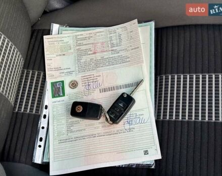 Чорний Фольксваген Гольф, об'ємом двигуна 1.6 л та пробігом 195 тис. км за 6399 $, фото 34 на Automoto.ua