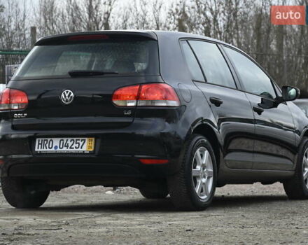 Черный Фольксваген Гольф, объемом двигателя 1.6 л и пробегом 217 тыс. км за 7700 $, фото 14 на Automoto.ua