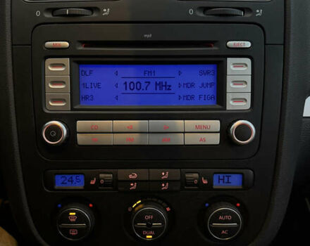 Чорний Фольксваген Гольф, об'ємом двигуна 1.6 л та пробігом 203 тис. км за 6600 $, фото 31 на Automoto.ua